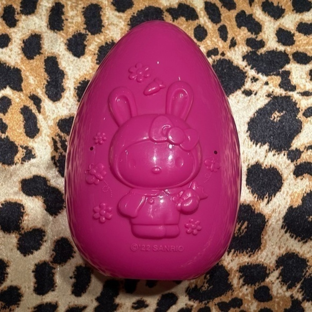 Sanrio Hello Kitty Large Plastic Easter Egg